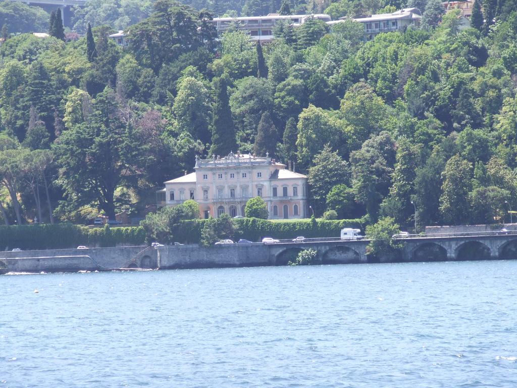 Victoria Hotels Carso Camnago Volta Exterior photo