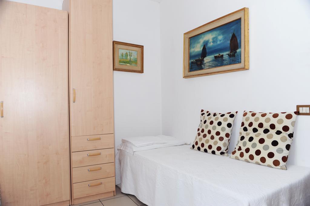 Victoria Hotels Carso Camnago Volta Exterior photo